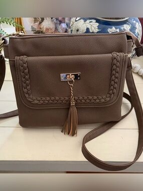Elegant Dark Brown Crossbody Bag with Tassel